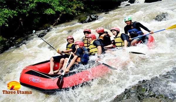 Arung Jeram di Cisadane Bogor