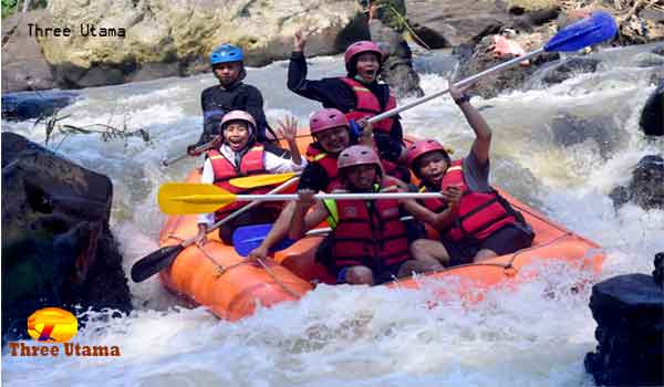 Arung Jeram di Cisadane Bogor