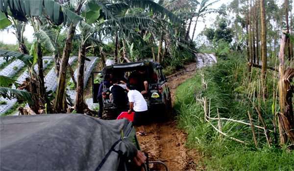 Arung Jeram di Cisadane Bogor