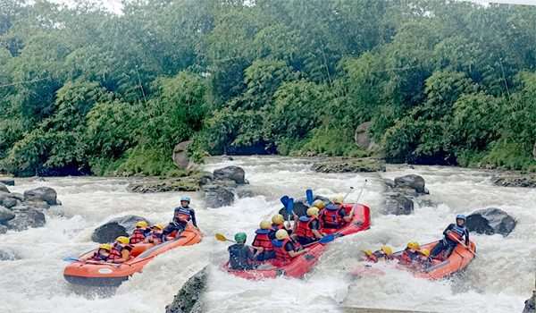 Harga Paket Rafting di Bogor