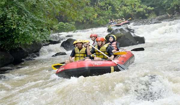 Paket Rafting Bogor