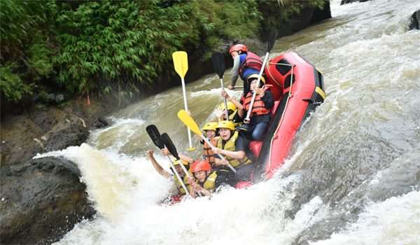 Paket Rafting Bogor