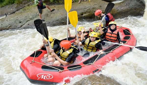 Paket Rafting Bogor