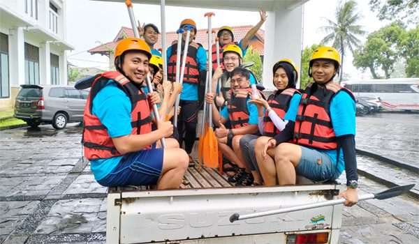 Paket Wisata Rafting Terbaik